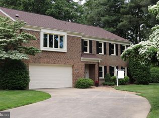 3924 Rust Hill Pl, Fairfax, VA 22030