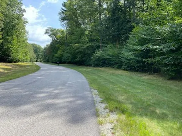 6187 Scenic Woods Cir S, Muskegon, MI 49445