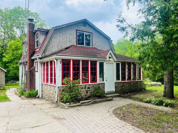 7295 Elmwood Rd, Lexington, MI 48450