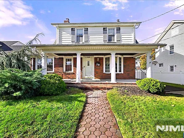 7-09 Manor Avenue, Fair Lawn, NJ 07410