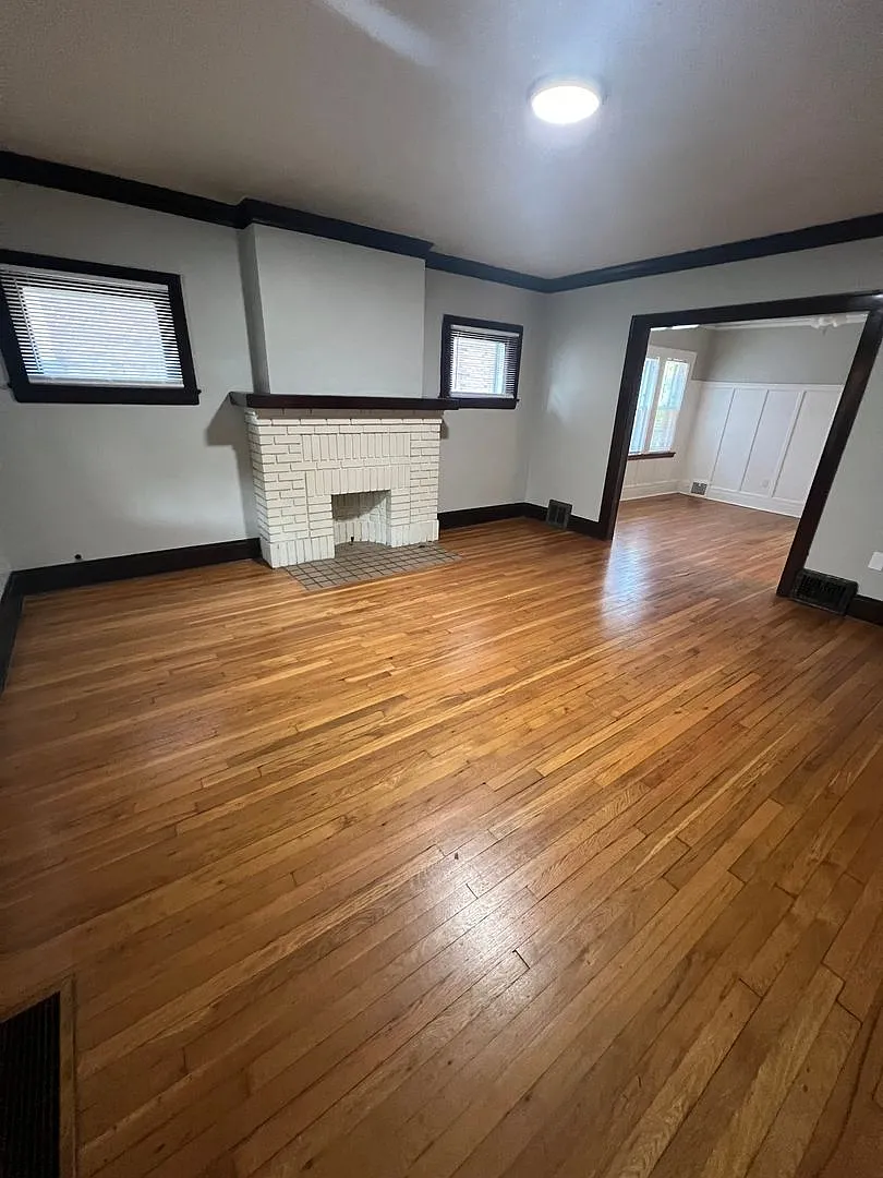 1602 Ridgefield Road — Photo 3