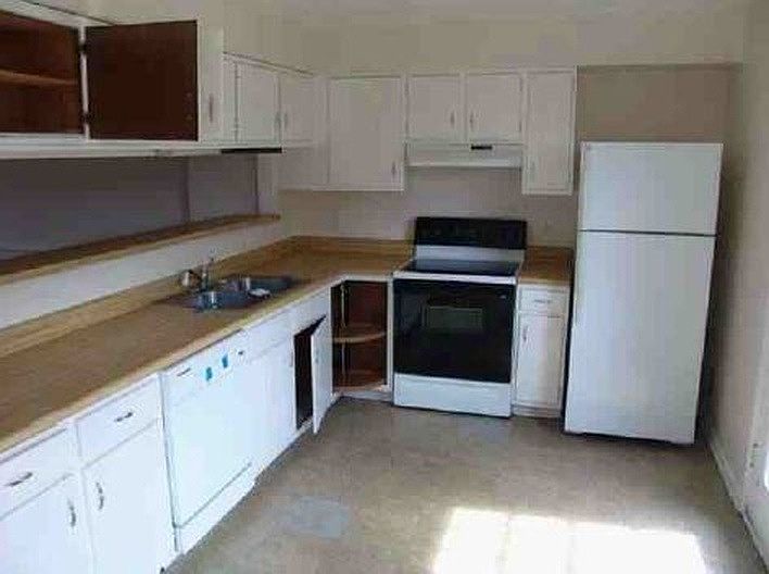 2nd image of 1224 Basswood Ct