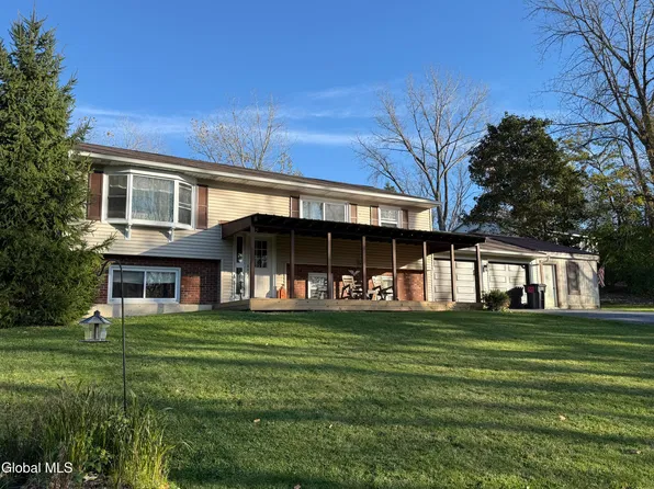 107 Gregory Lane, Fort Edward, NY 12828