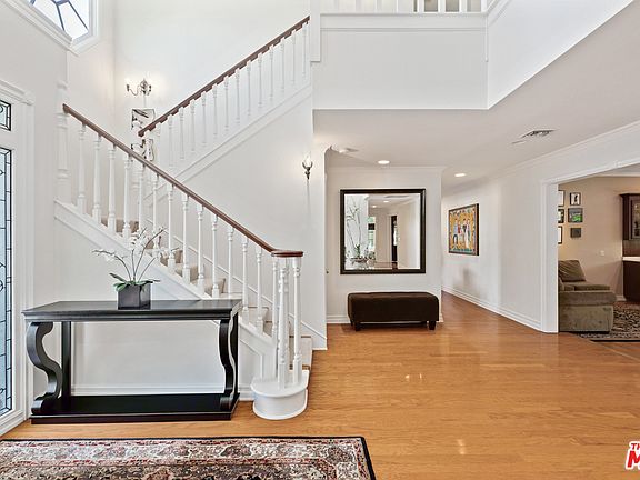 5th image of 4249 Tarzana Estates Dr