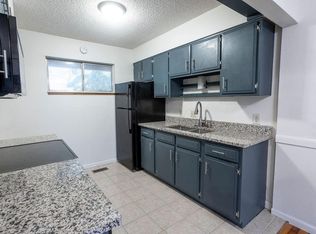 255 N Michigan St APT 12, Lawrence, KS 66044