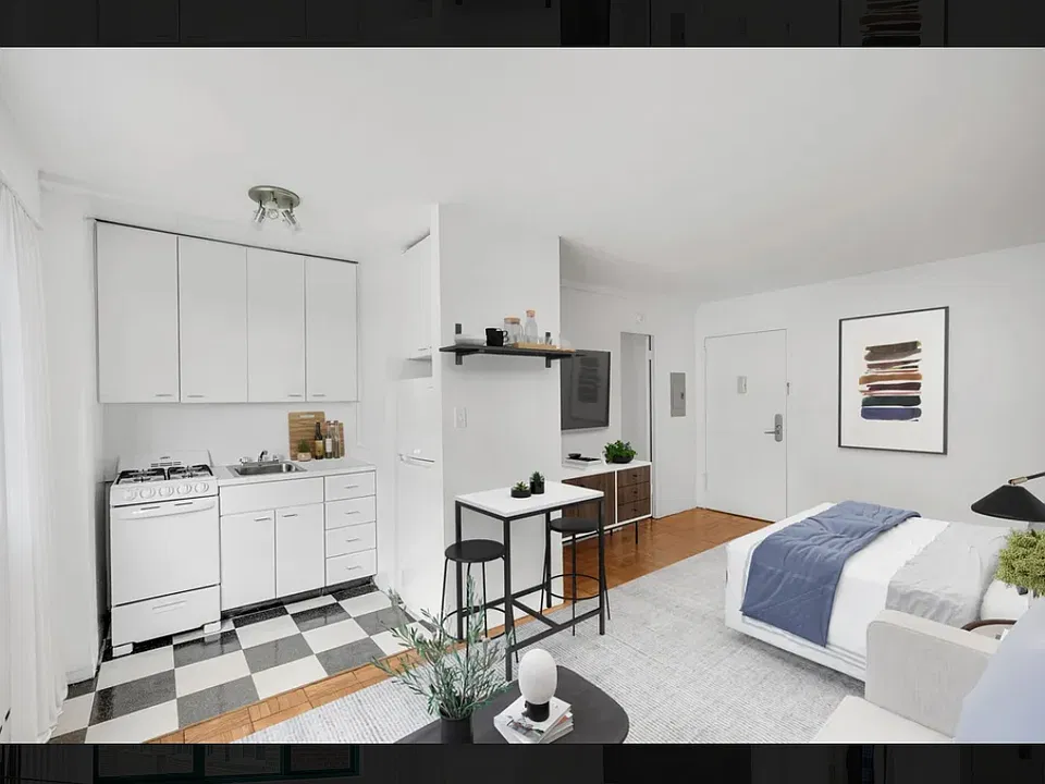 Bed room