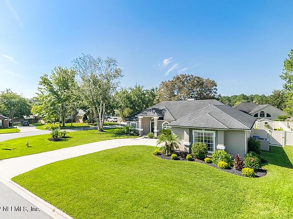 5th image of 648 Lavender Ln