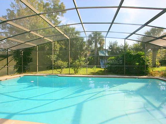 2nd image of 726 Bear Creek Cir