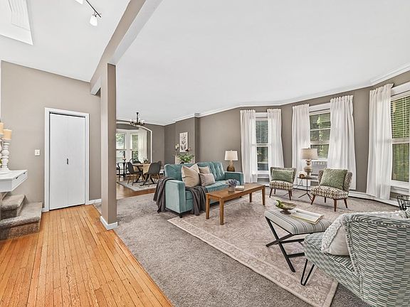 3rd image of 912 E Pleasant STREET #4