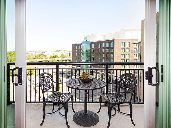 4th image of 201 Riverplace Unit 708