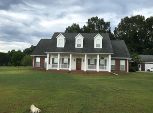 224 Pebble Beach Dr, Vicksburg, MS 39183