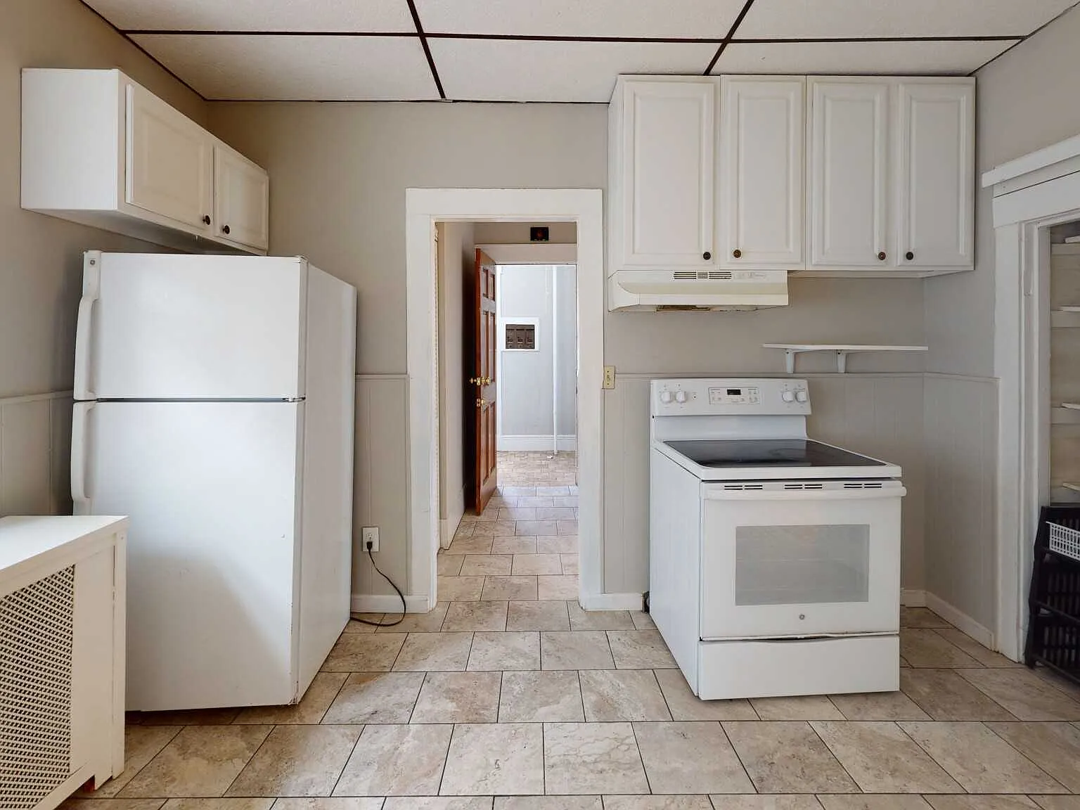 3 bed, $2,595 — Photo 1