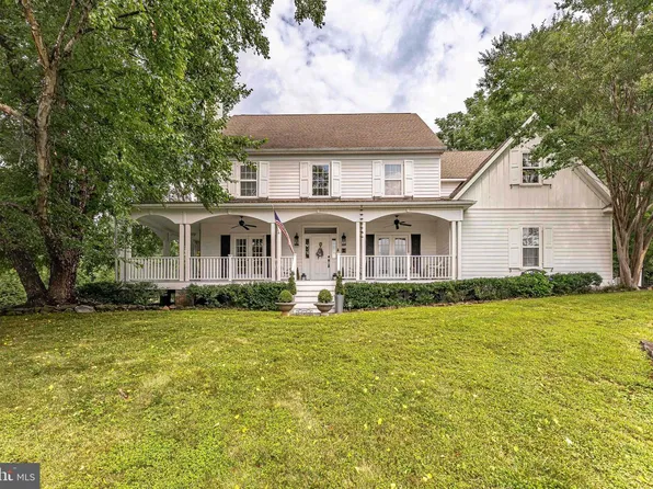 1051 Saint Matthews Rd, Chester Springs, PA 19425