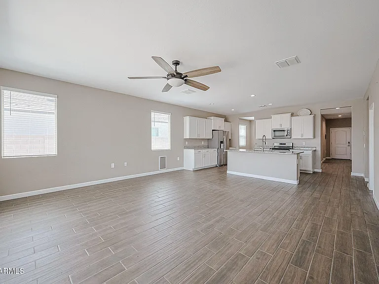 30897 W Catalina Dr — Photo 3