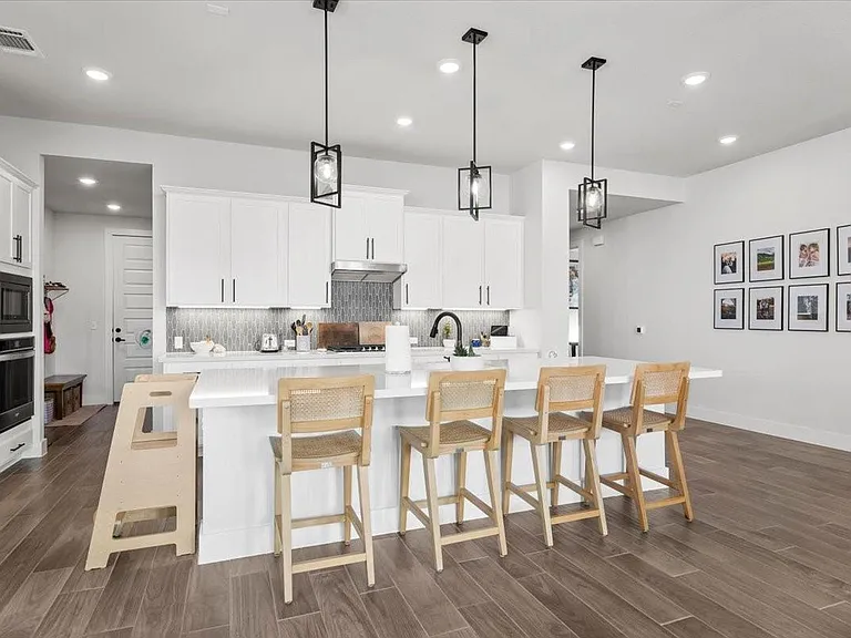 8201 Donnie Junction Way — Photo 8