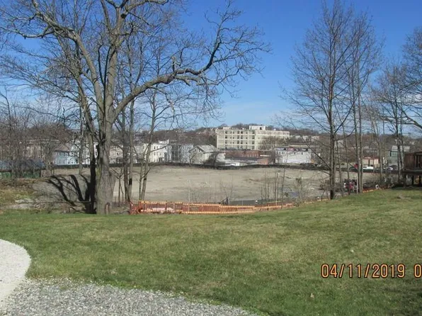 22 High St, Dorchester, MA 02122