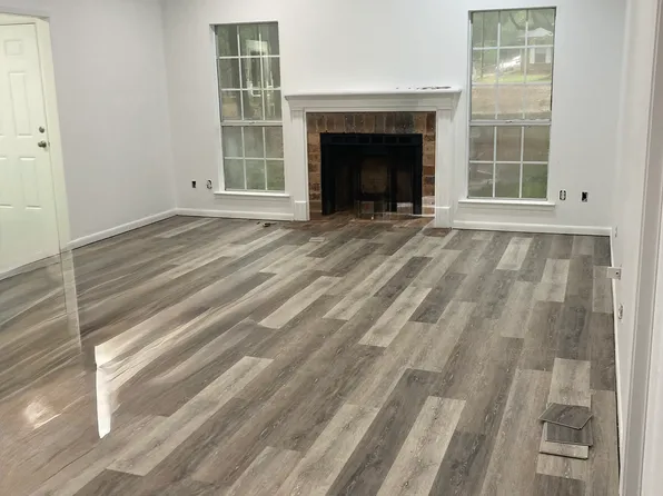 4300 Huntingdon Dr, Mobile, AL 36619