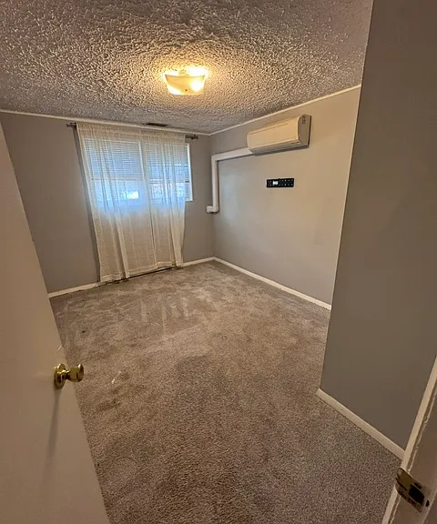 1464 Colony Rd — Photo 8
