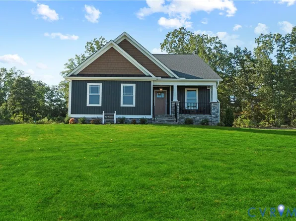 130 Logan Way, Tappahannock, VA 22560