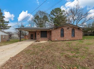 1668 Stonewall St, Mc Kenzie, TN 38201