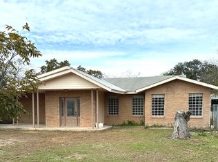 2508 Garner Field Rd, Uvalde, TX 78801