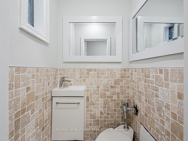 Toronto House for rent - 3 Bedrooms — photo 15