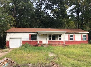 1113 Raney St, Longview, TX 75602