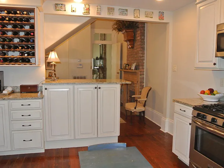 3816 Camp St — Photo 3
