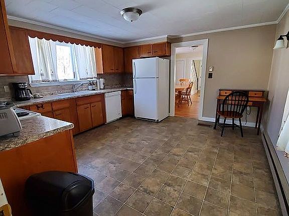 kitchen from front entrance