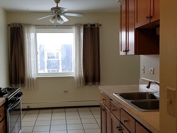 2nd image of 8641 W Foster Ave APT 3W
