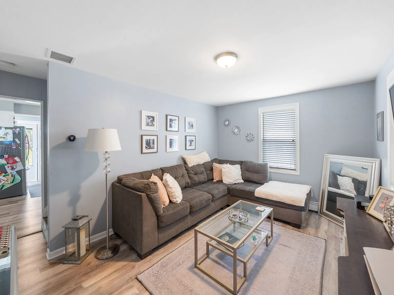 2 bed, 1097 sqft, $3,500 — Photo 3