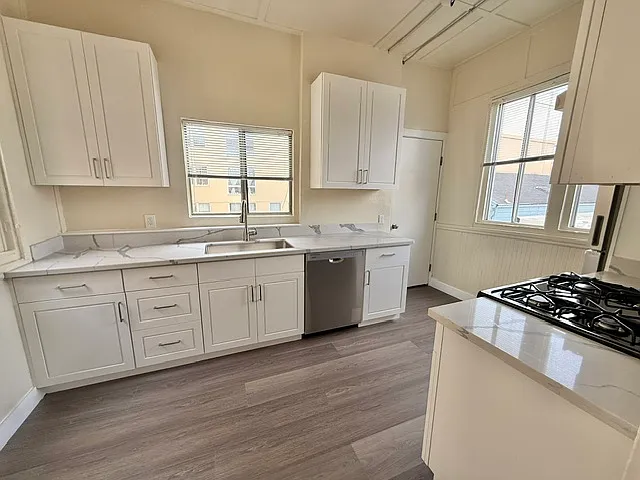 2275 Sutter St #11 — Photo 9