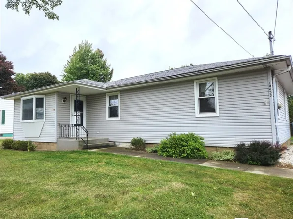 10653 W Sheridan Dr, Dunkirk, NY 14048