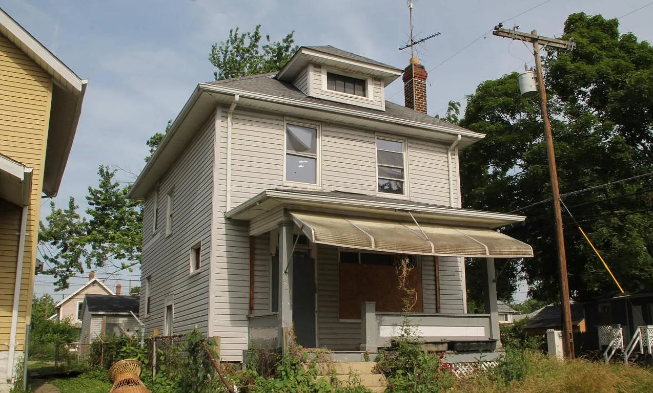 309 S Ogden Ave photo 1
