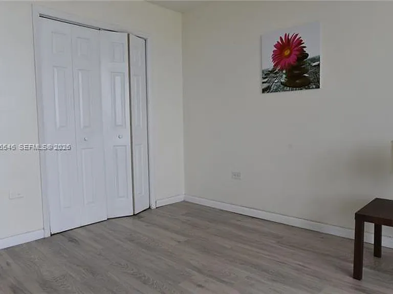 5555 Collins Avenue Cu #8K — Photo 25