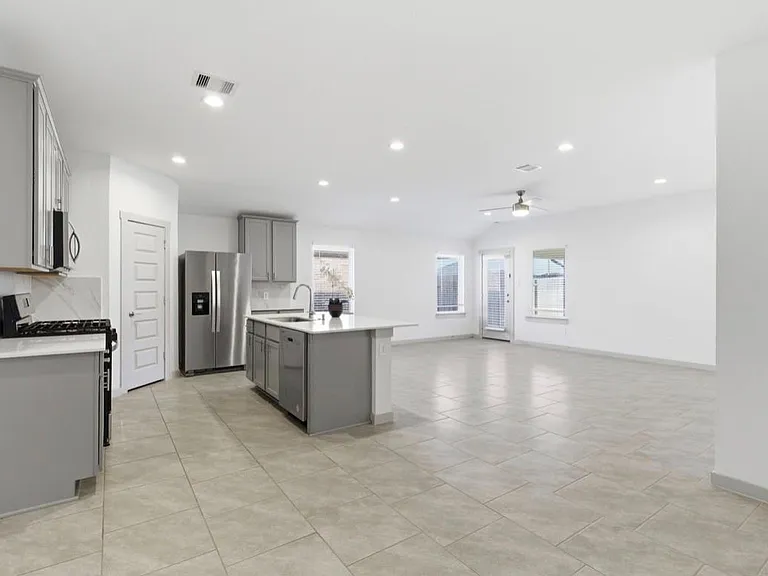 30034 Reagans Ranch Dr — Photo 5