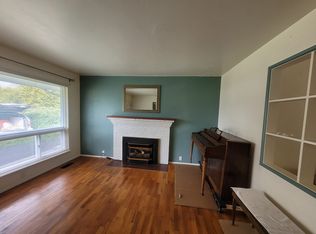 3125 Crystal Springs Rd W, University Place, WA 98466