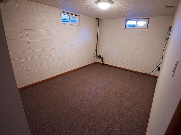 Down Stairs Bed, Non Egress