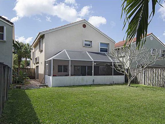 3rd image of 1154 NW 108th Ter