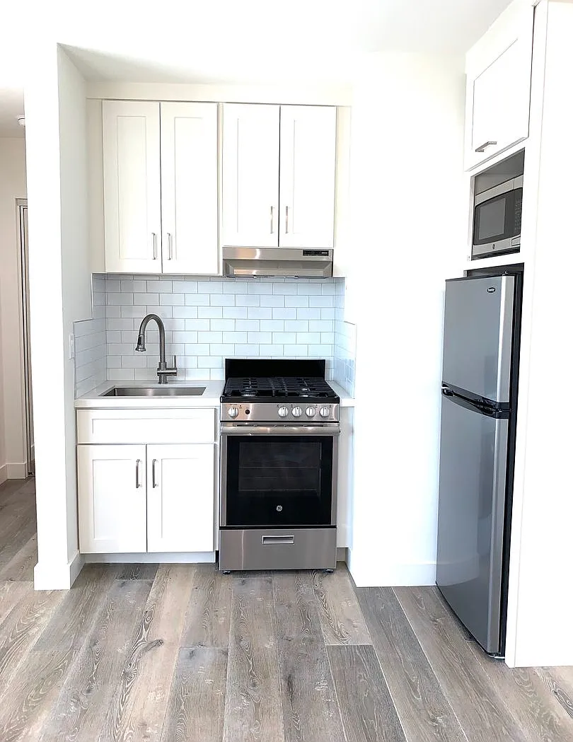 Sierra Street TIC (321 El Segundo/Palm LLC) — Photo 2