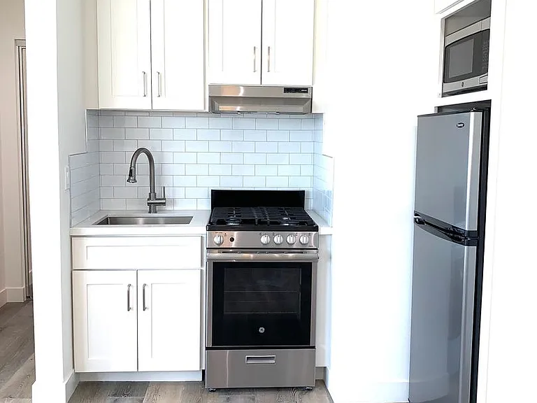 Sierra Street TIC (321 El Segundo/Palm LLC) — Photo 3