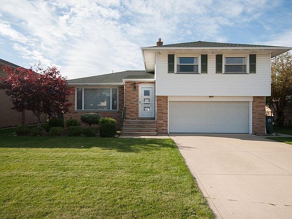 4754 Roadoan Rd, Brooklyn, OH 44144