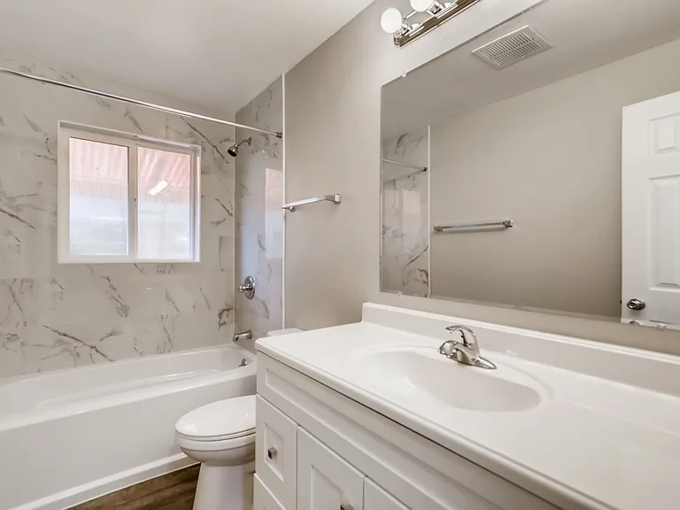 3214 N Ivy St — Photo 13