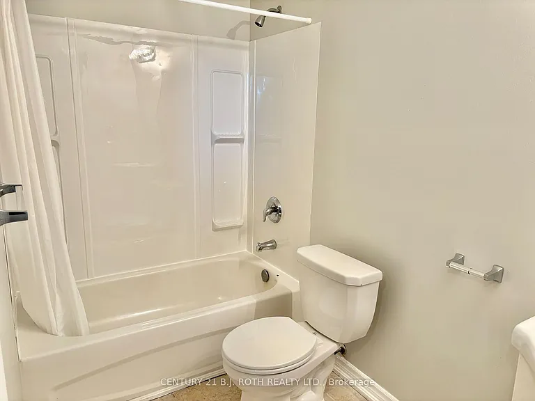 19 Dunlop St W #205 — Photo 11