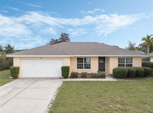 4761 Treasure Cay Rd, Tavares, FL 32778