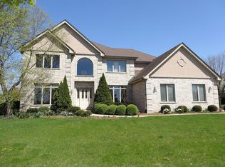 6887 Fieldstone Dr #0, Willowbrook, IL 60527