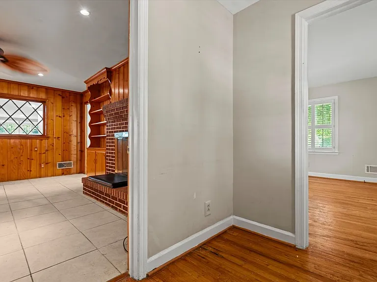 726 Wisteria Dr — Photo 7