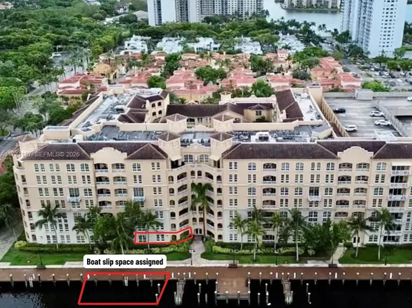 3001 NE 185th St APT 113, Aventura, FL 33180