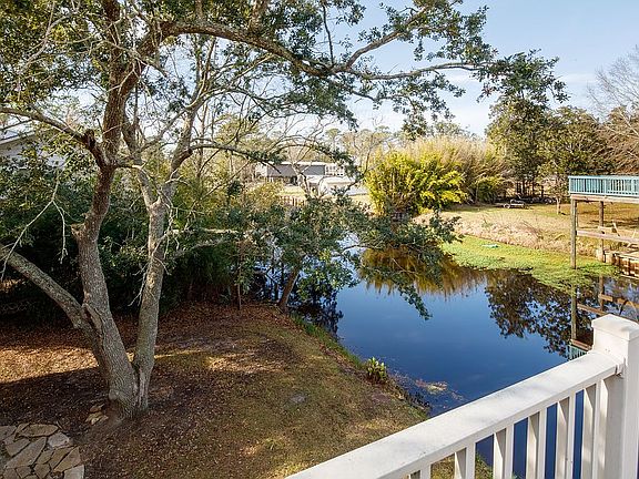 2nd image of 26545 Mildred Dr