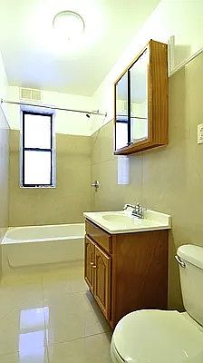 4th image of 520 W 184th St APT 33